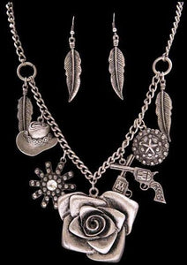 (3DB-FSET0114) Western Motif Necklace with Feather Earrings