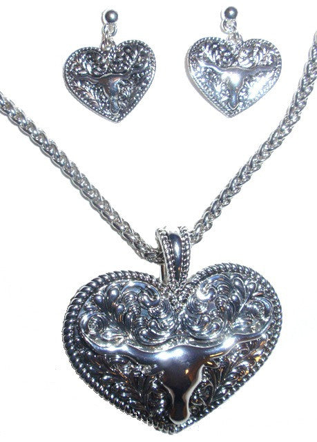(CSN700-LHH) Western Silver Longhorn & Heart Necklace & Earrings