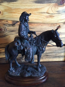 (RWRA6990) Western Cowboy on Horse Sculpture