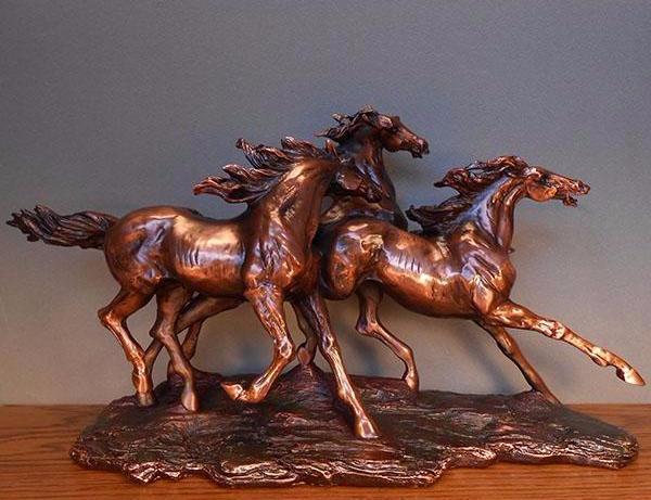 3 Running Horses Sculpture - 18
