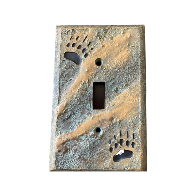 Bear Paw Track Single Switch Cover Plate