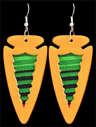 (3DB-E904) Arrowhead Shape Leather Earrings with Fabric Inlay