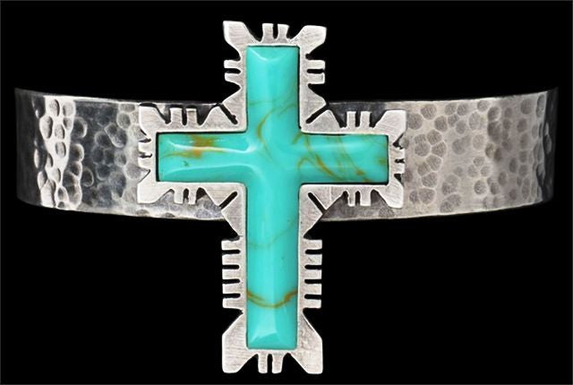 (3DB-LB1204) Western Cross Hammered Cuff Bracelet