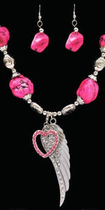 (3DB-NE738) Western Silver & Pink Heart and Wing Necklace and Earrings