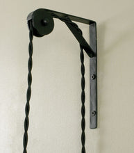 Load image into Gallery viewer, Wall Mount Light Pulley