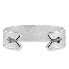 Load image into Gallery viewer, High Star Cuff Bracelet
