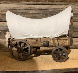 Small Covered Wagon Table Top Decor