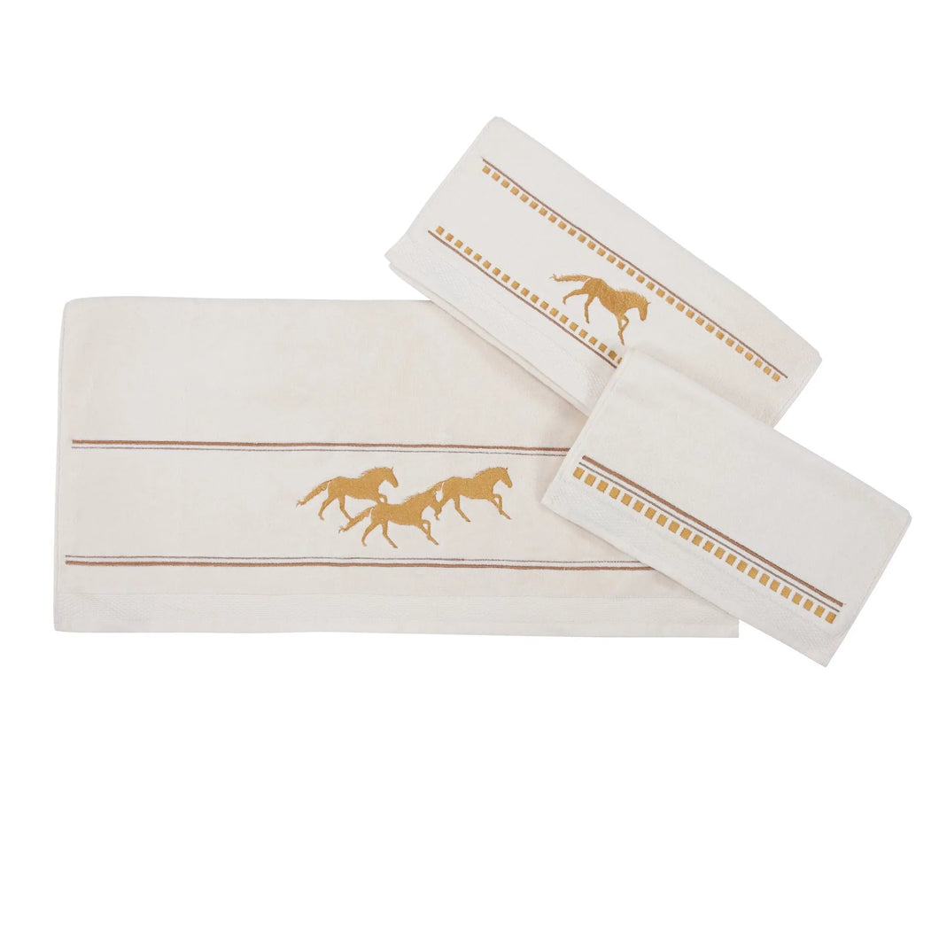 Remuda Running Horse 3-Piece Towel Set - Choose From 2 Colors