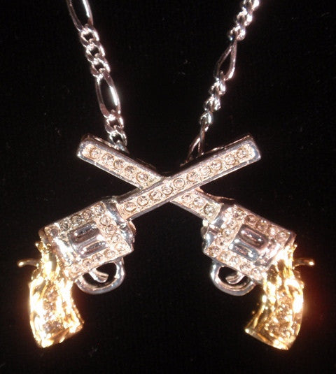 (AASNK234) Western Gold & Silver Crossing Pistols Necklace