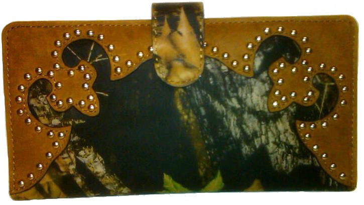 (MFWN64710222) Western Ladies' Mossy Oak Bi-Fold Wallet