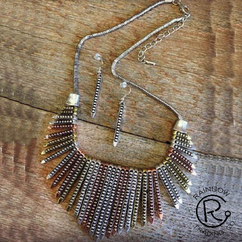 (RWSA15597) Indian Necklace with Matching Earrings