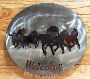 (SI-WS224C) Wild Horses Steel 3-D Metal Welcome Sign