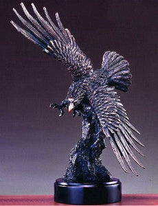 (TN31106) Western Eagle on the Attack Sculpture